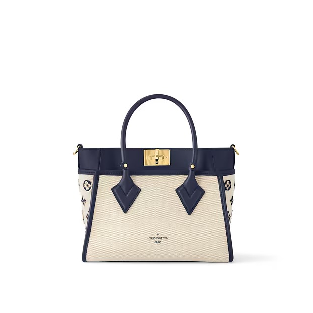 Louis Vuitton On My Side PM M22195