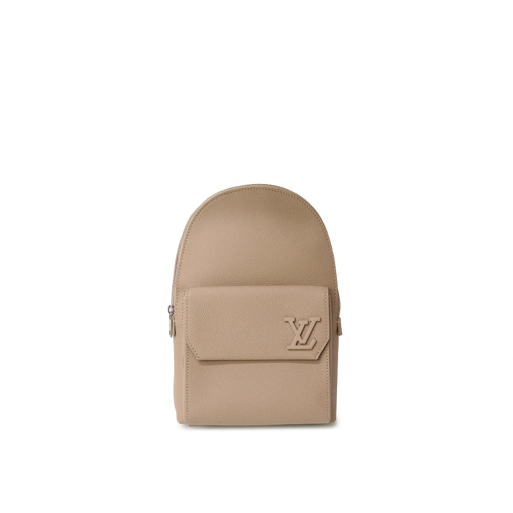 Louis Vuitton Pilot Slingbag M23765
